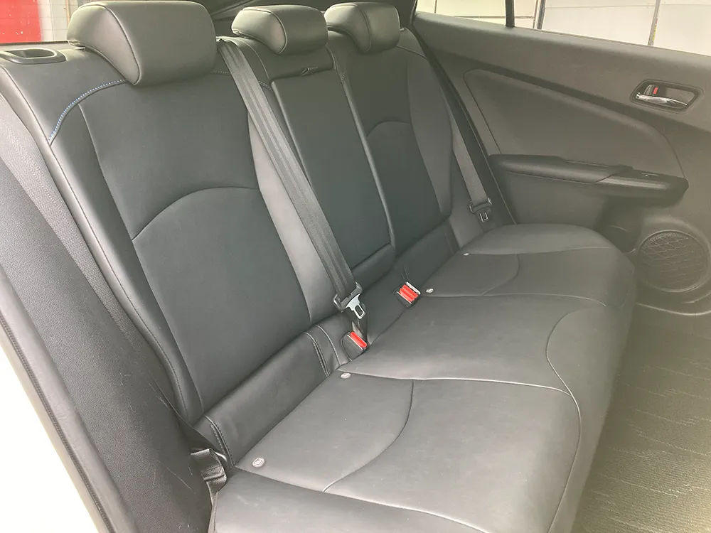 トヨタ　プリウス Sツーリング 画像14