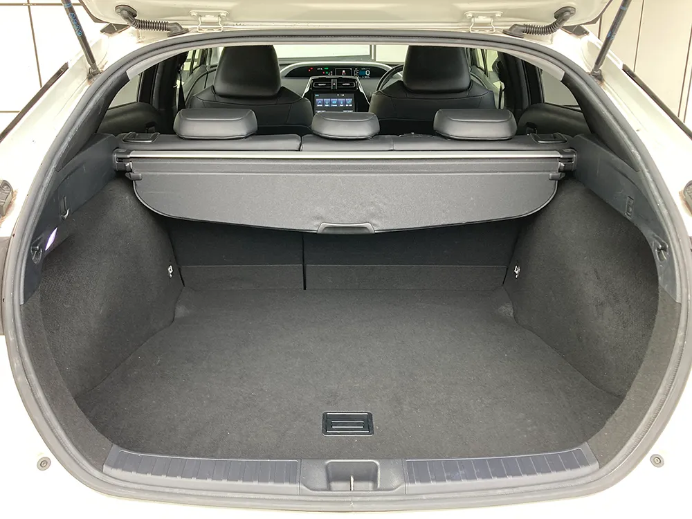 トヨタ　プリウス Sツーリング 画像15