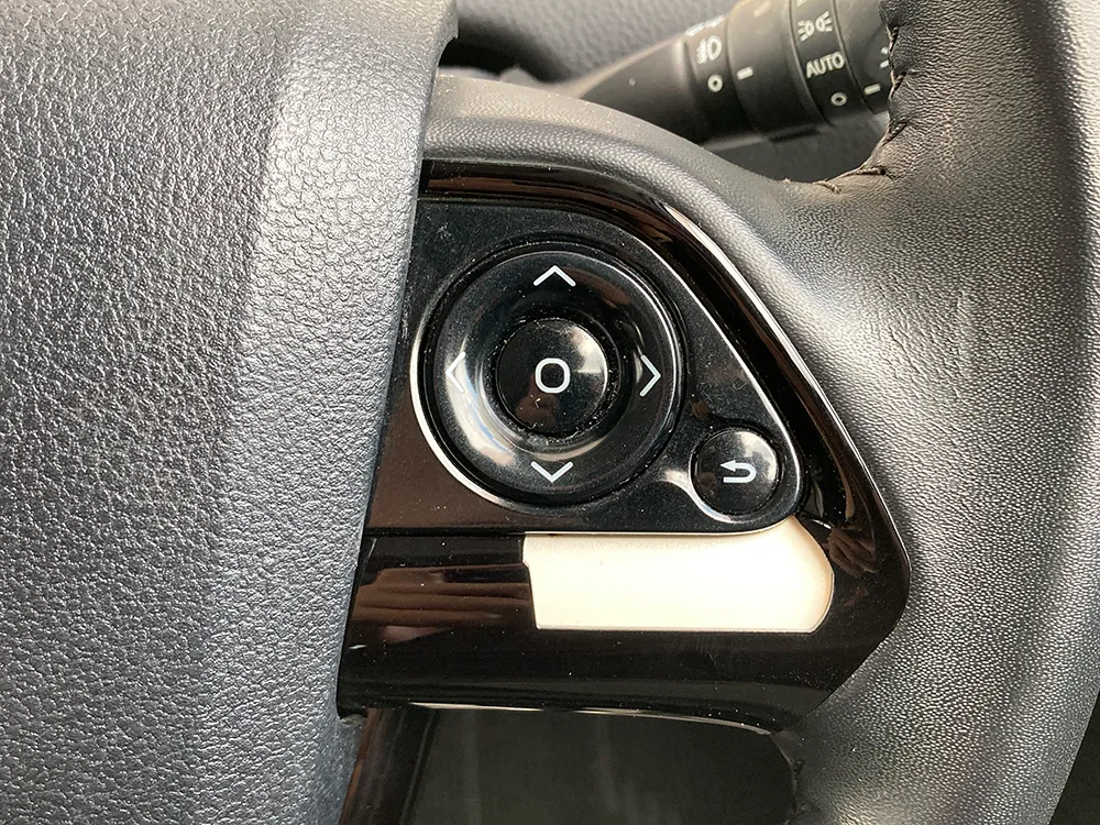 トヨタ　プリウス Sツーリング 画像21