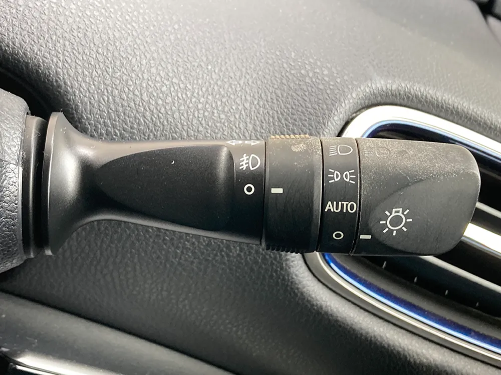 トヨタ　プリウス Sツーリング 画像24