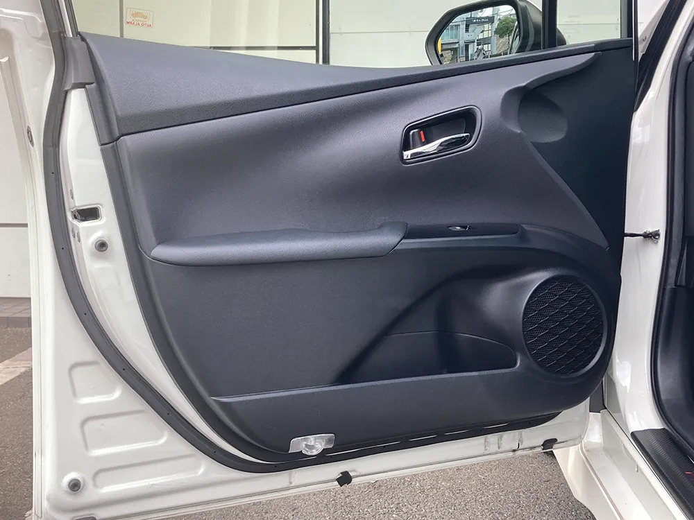 トヨタ　プリウス Sツーリング 画像36