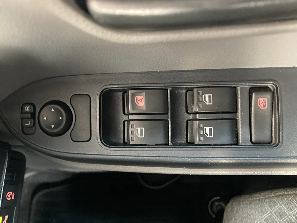 ダイハツ　タント L 画像33