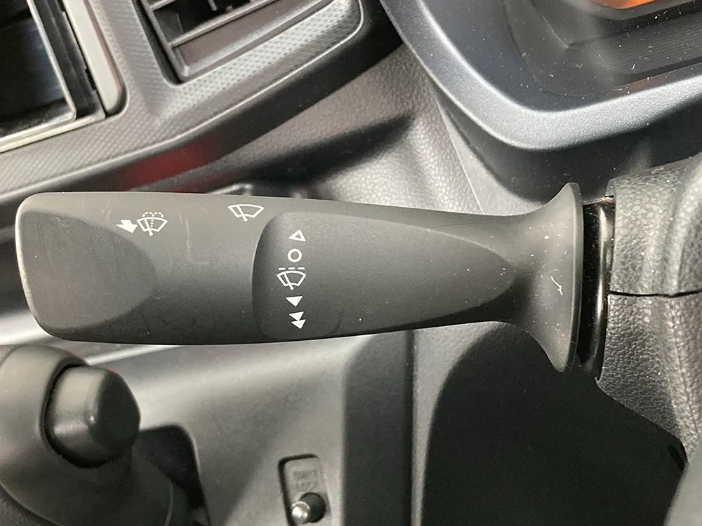 ダイハツ　ミライース L 画像21