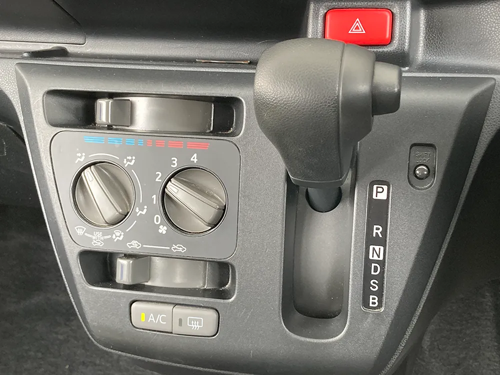 ダイハツ　ミライース L 画像24