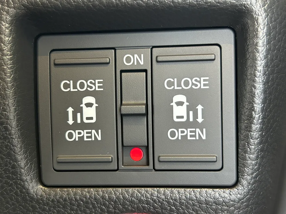 ホンダ　N-BOXカスタム G・L 画像32