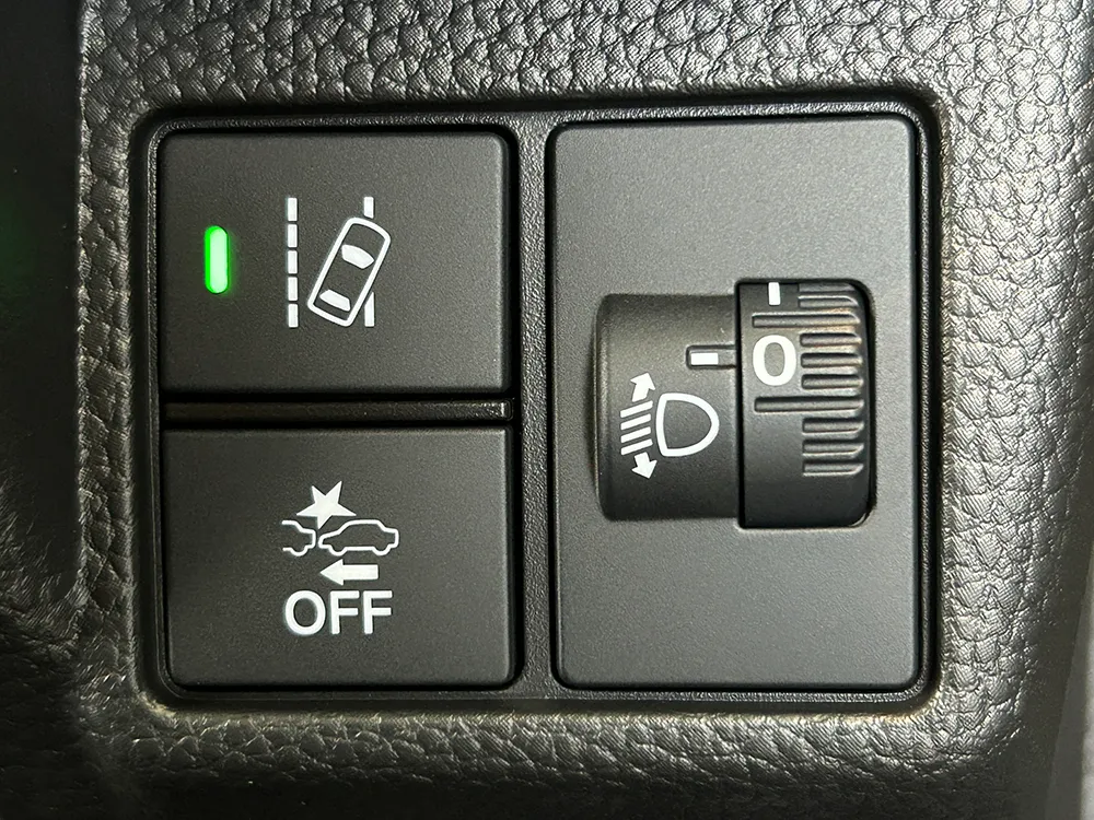 ホンダ　N-BOXカスタム G・L 画像33