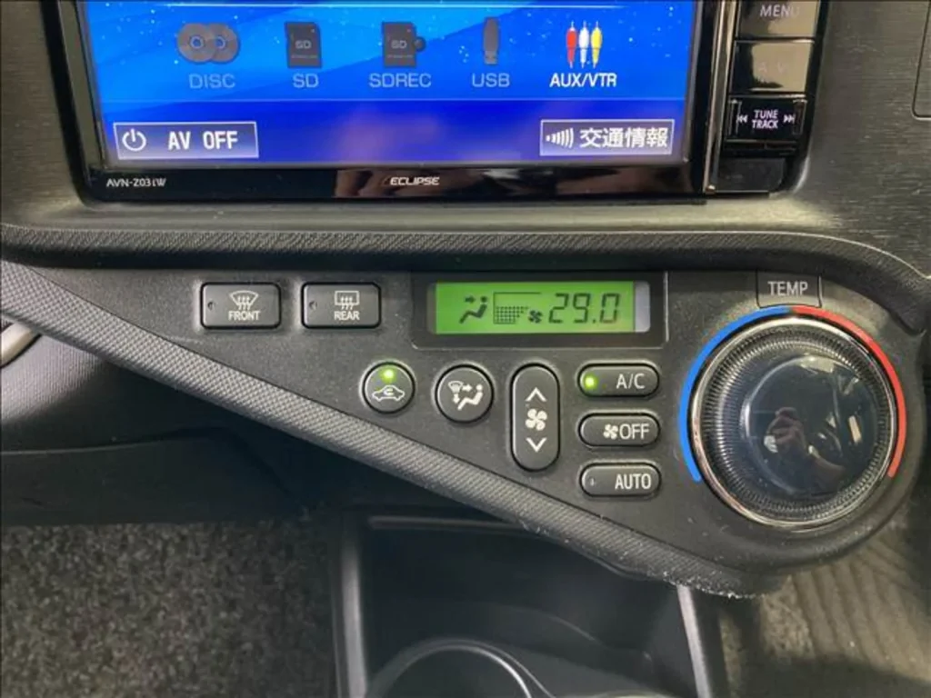 トヨタ　アクア G 画像12