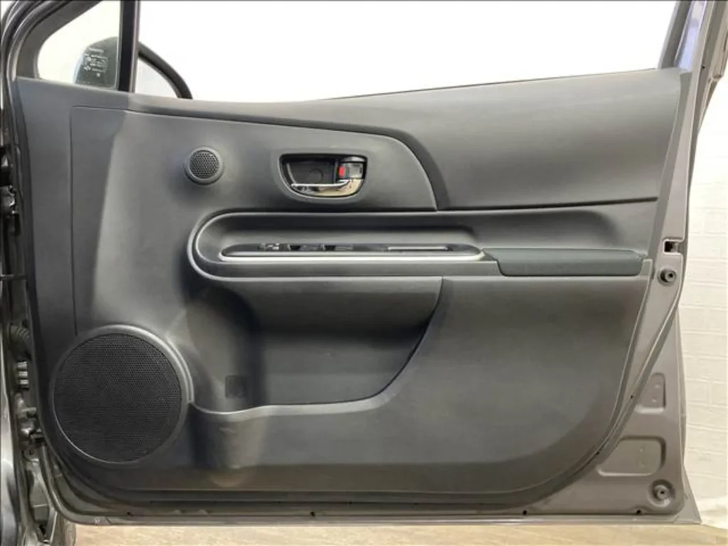 トヨタ　アクア G 画像19